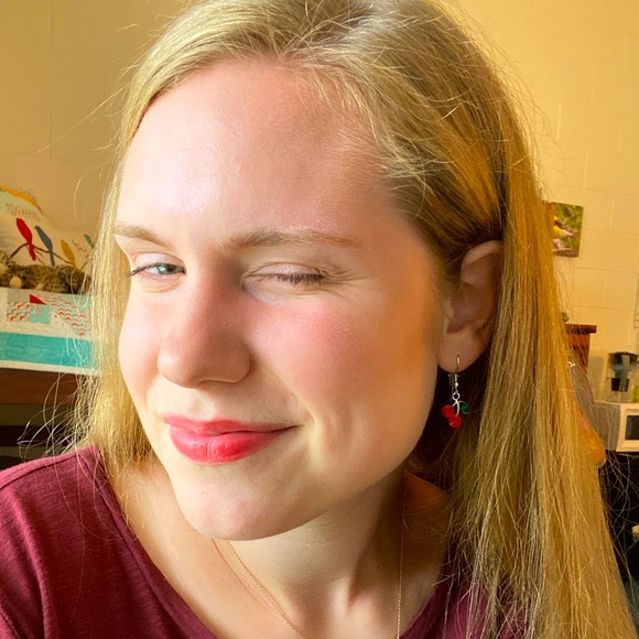 Meet your Posher, Morgan - Picture 1 of 1